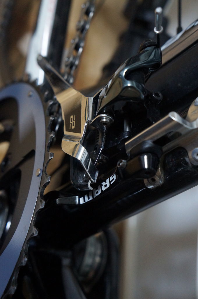 Shimano105(5700)からSram Force22 に替えました : かねどっくの
