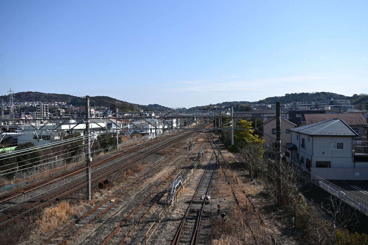 JR東日本大船工場（鎌倉総合車両センター）引き込み線跡 : にわかの