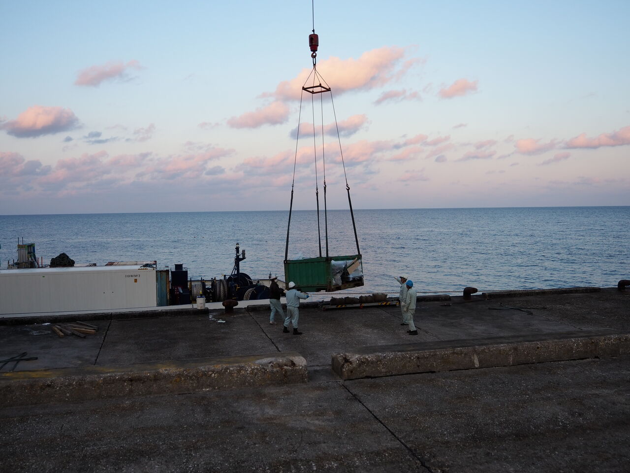 南大東島旅行記 その1 フェリーだいとう乗船 にわかの日々 廃線跡とライブレポ