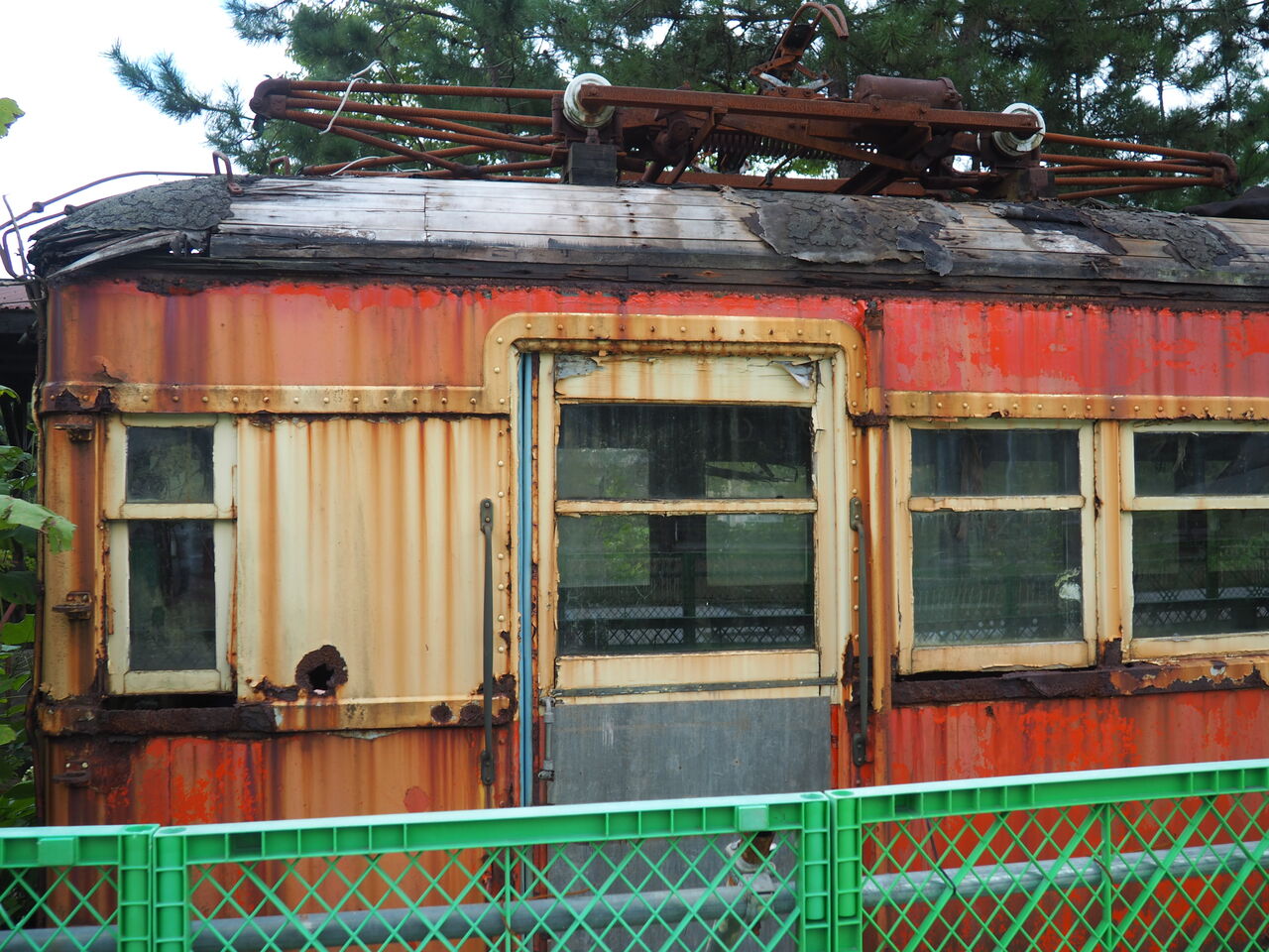 [激レア] 駅名標 ゆのはまおんせん 廃止記念 庄内交通 激レア] 駅名標 ゆのはまおんせん 廃止記念 庄内交通 - メルカリ