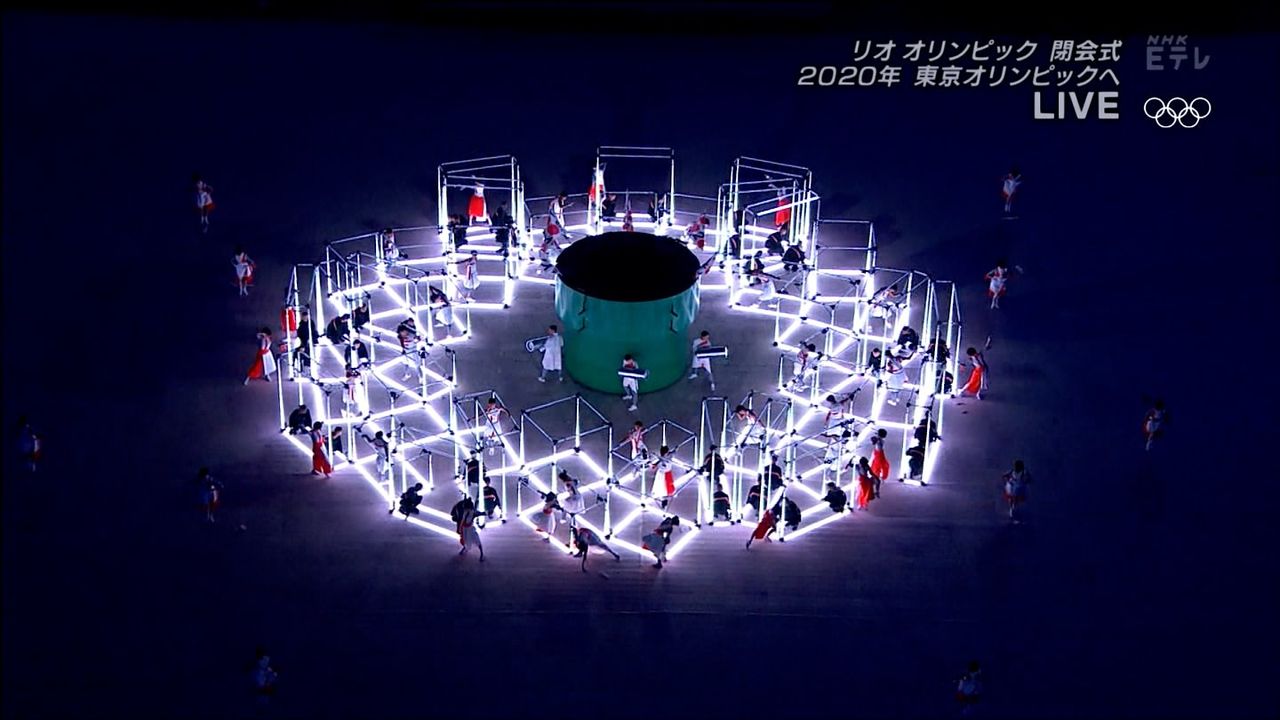 動画あり リオ五輪閉会式での日本の演出がハイセンスと世界中から喝采 安倍首相が Ma Rio かねはちエクスプレス