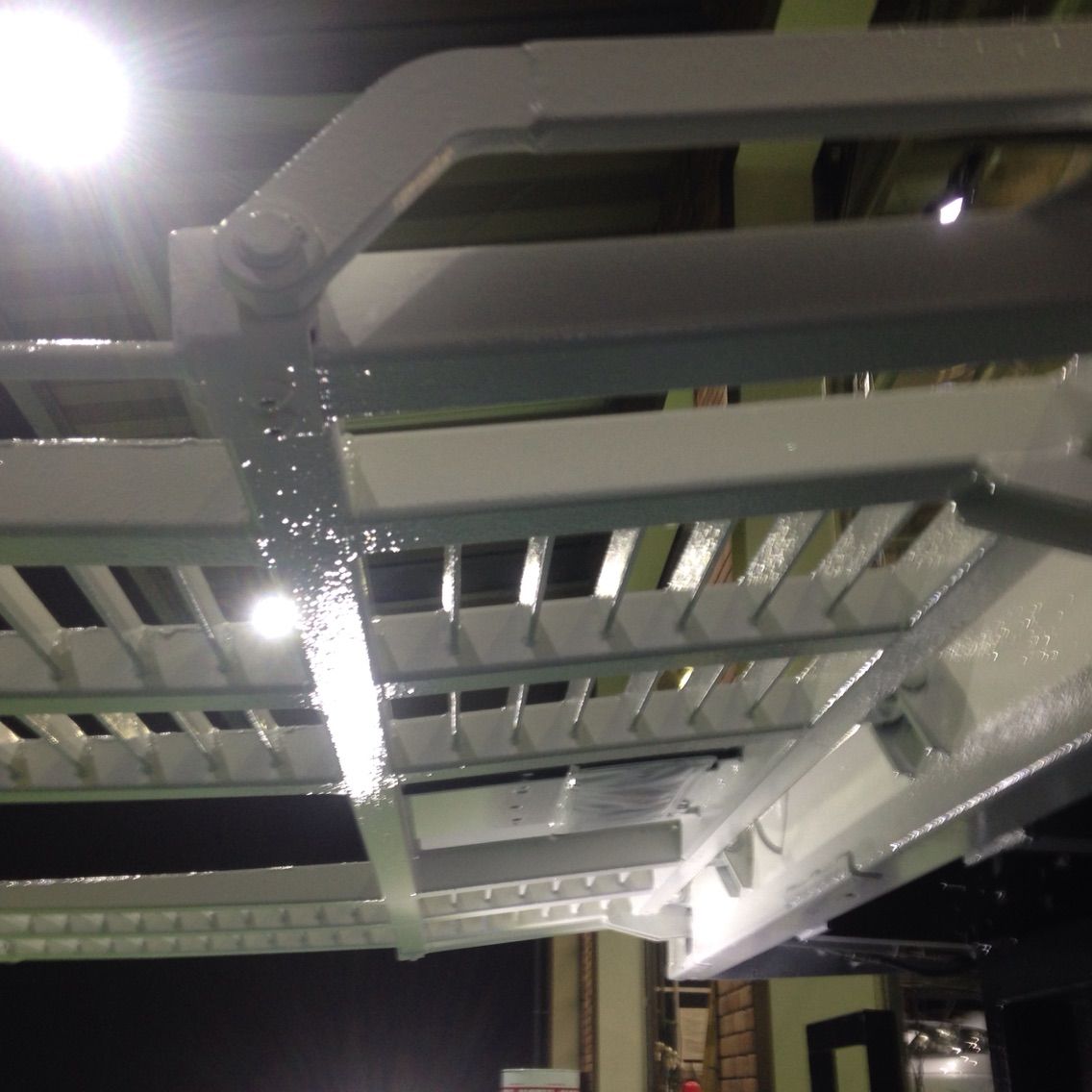 積載車アオリ塗装 油っ手で書く日記