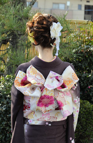 両家の初顔合わせに振袖で 狛犬コマの徒然ブログ