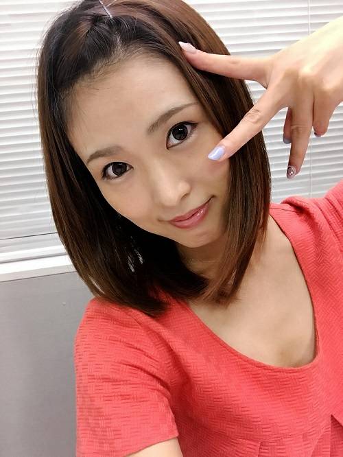 画像 声優 渕上舞さん お胸の始まりが見えてセクシーすぎwwwwwww 声優速報 初期化 画像 声優 渕上舞さん お胸の始まりが見えてセクシーすぎwwwwwww 声優速報 初期化