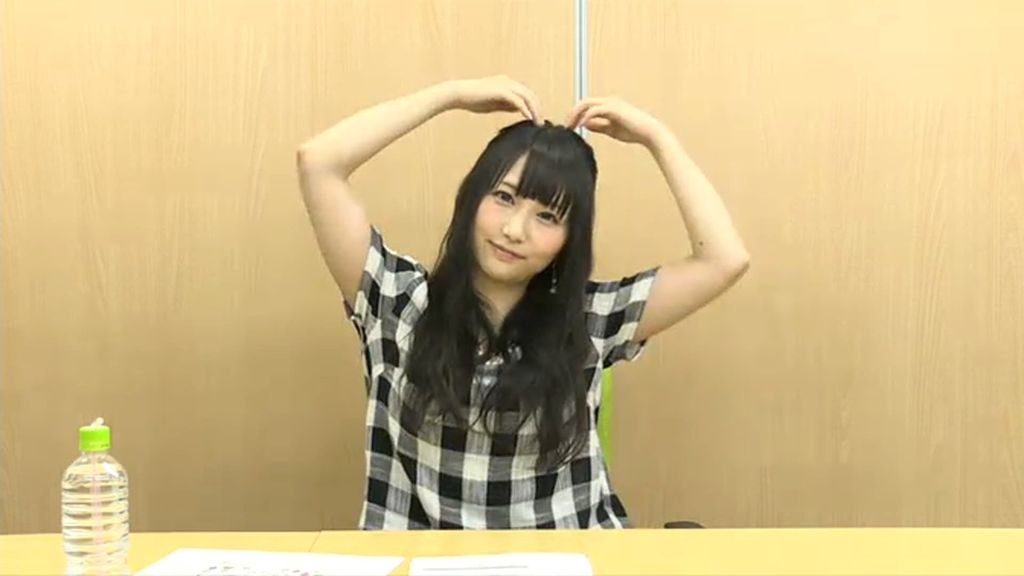 声優 巽悠衣子さん またセクシーな胸の谷間をガッツリ見せてしまうｗｗｗｗ 声優速報 初期化