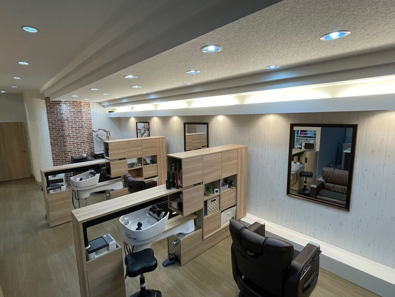 line_1256900045946517