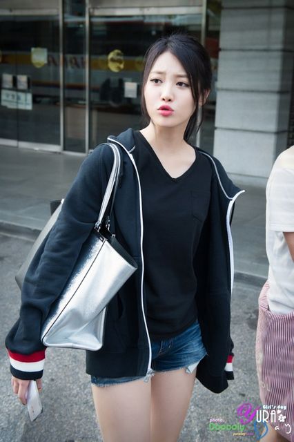 Girl S Day 出退勤途中もファンたちと会話するユラ 韓国芸能これくしょん 韓これ Girl S Day 出退勤途中もファンたちと会話するユラ 韓国芸能これくしょん 韓これ