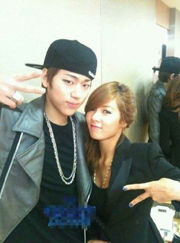 Block B ジコ ヒョナ 密かにお似合いな2ショット 4minute 韓国芸能これくしょん 韓これ