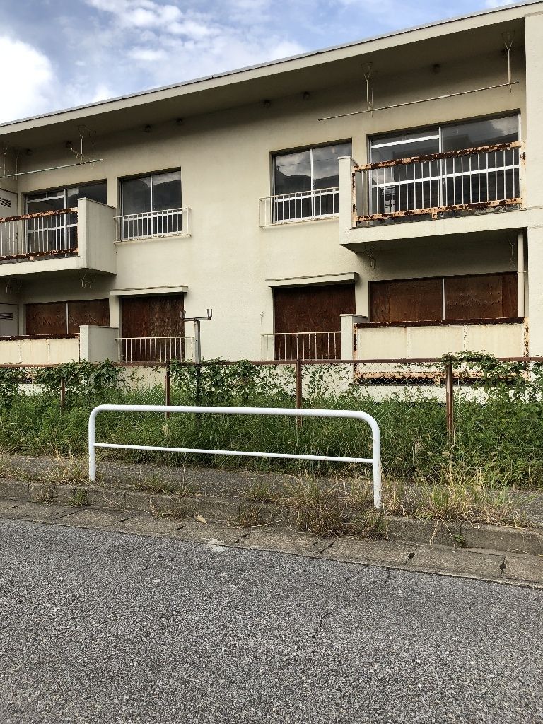 廃墟探索 松戸市付近の団地 外観のみ ランたぷのblog 廃墟探索 松戸市付近の団地 外観のみ ランたぷのblog