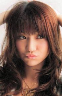 草なぎ剛 大島優子 結婚の噂ツイッタ で 薬指に指輪が