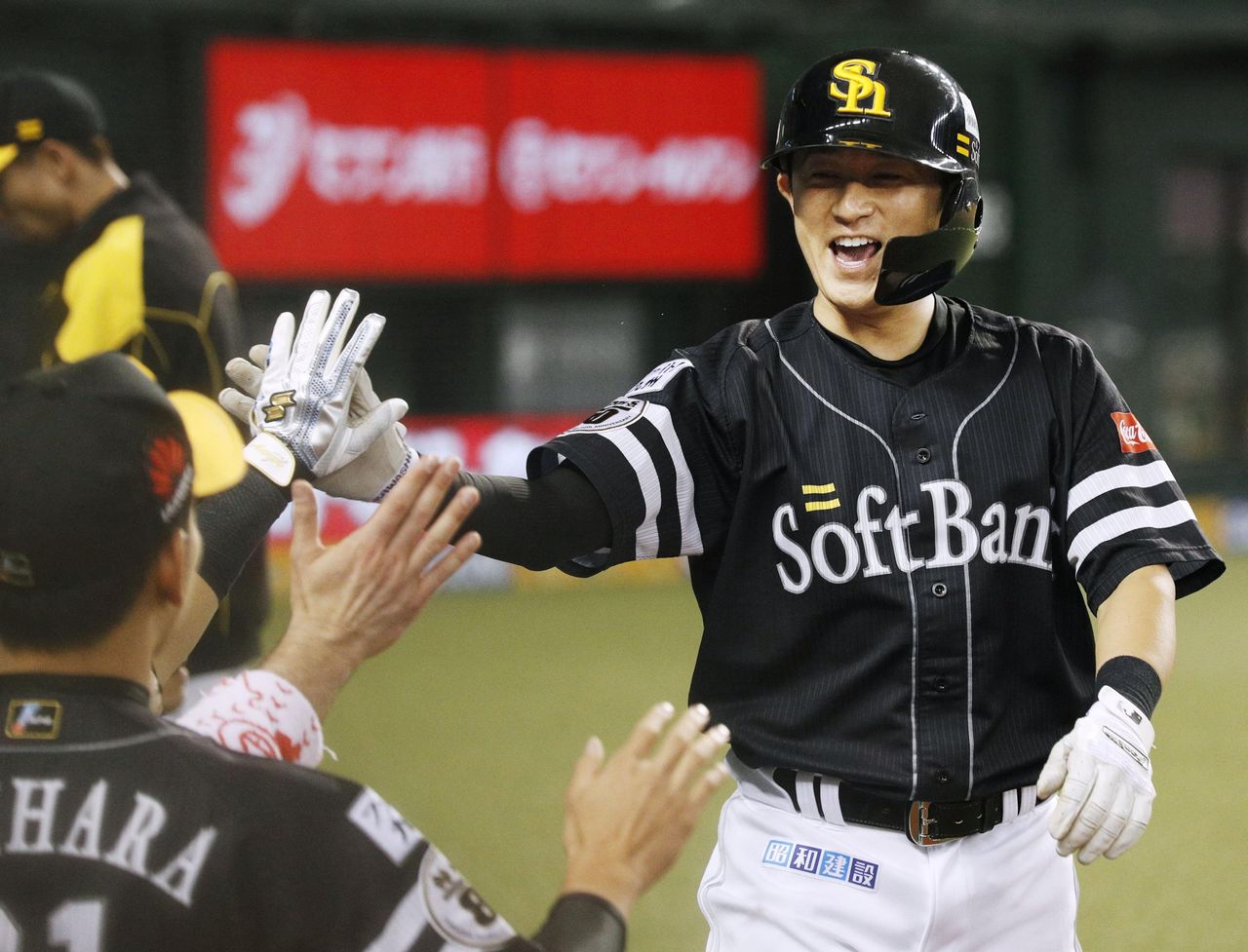 野球 ソフトバンク 川島慶三がfa宣言へ ファンから愛される左キラー 野球の道は虹色に輝く 野球まとめ 野球 ソフトバンク 川島慶三がfa宣言へ ファンから愛される左キラー 野球の道は虹色に輝く 野球まとめ