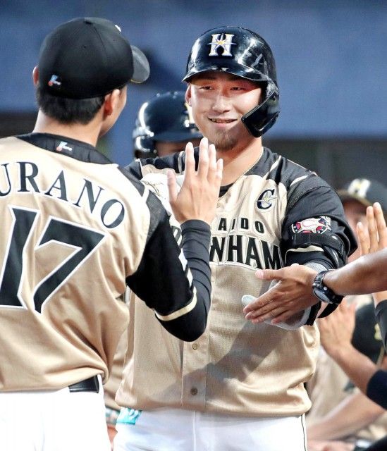 野球 日本ハム これぞ主砲 中田翔 2連発 3安打4打点 チームは4連勝 野球の道は虹色に輝く 野球まとめ