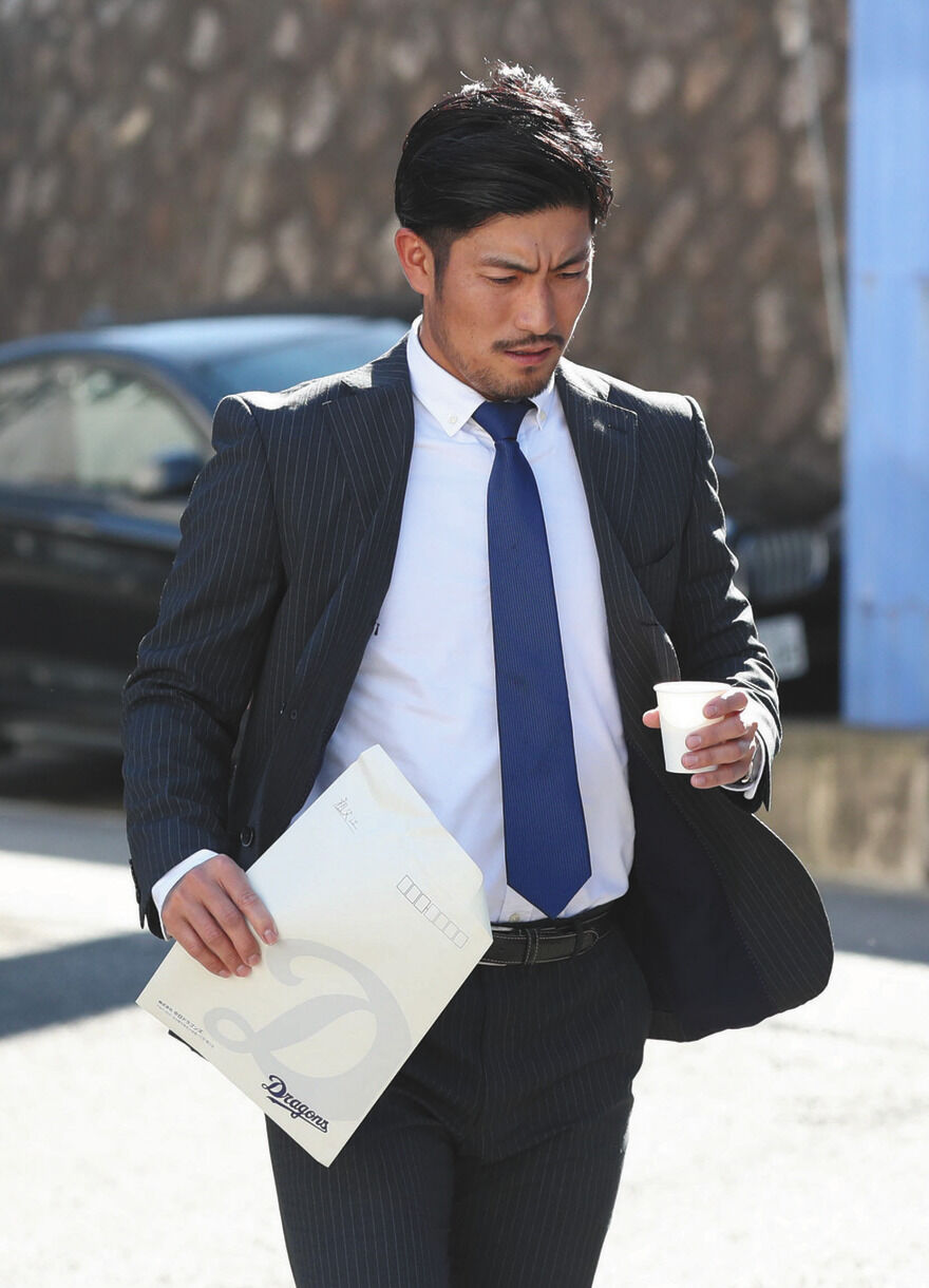 野球 中日 加藤代表がダルビッシュに反論 祖父江の年俸 2900万を 信じた人からひどい球団だと思われるのもね 野球の道は虹色に輝く 野球まとめ 野球 中日 加藤代表がダルビッシュに反論 祖父江の年俸 2900万を 信じた人からひどい球団だと思われるのもね 野球の道は虹色に輝く 野球まとめ