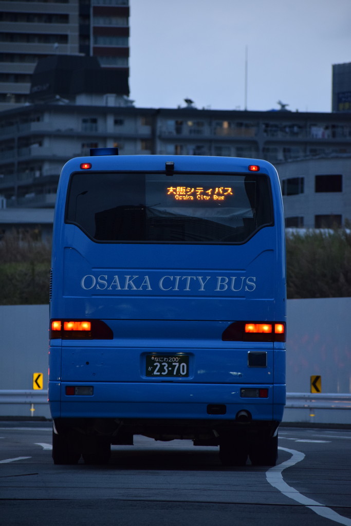 シティ 表 大阪 バス 時刻