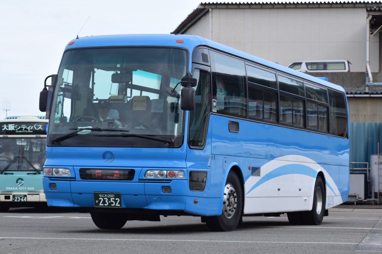 大阪シティバス 高速車の出番 スタジアム貸切バス運行開始 エスラインナ