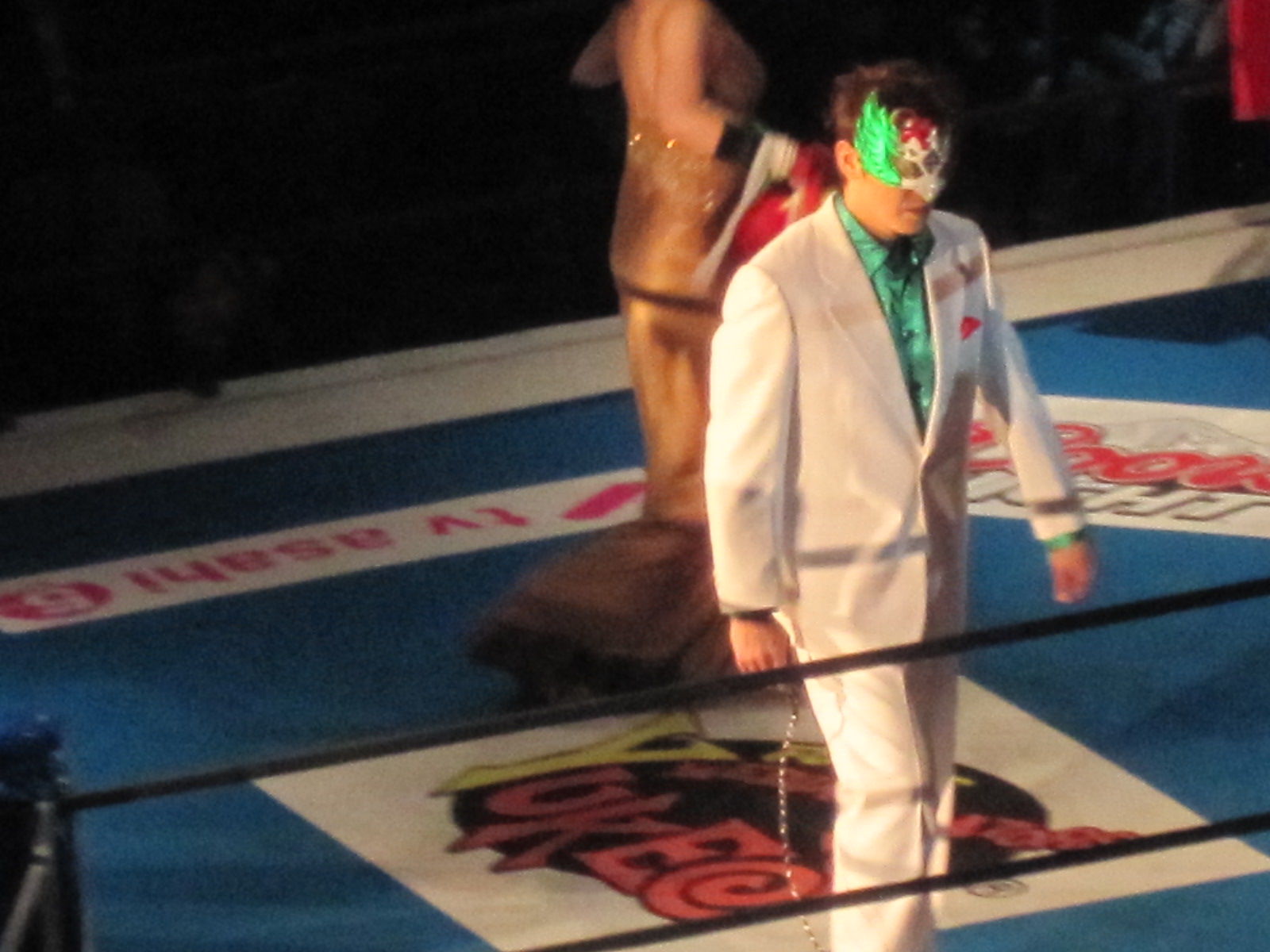 新日本プロレス両国大会 第一弾 ミラノ コレクション引退セレモニー 台湾南部ぐらしのweblog