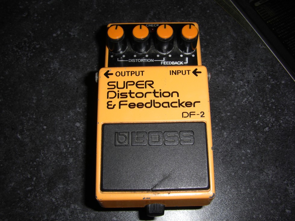 Boss DF-2 Super Distortion & Feedbacker : オレのブロローグ