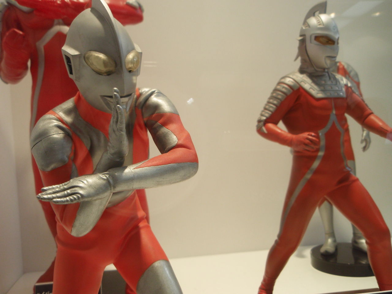 池袋でフィギュア展とシャア アズナブル専用オーリスを見る 鋼鉄海航海日誌 Hm Hrな日々 池袋でフィギュア展とシャア アズナブル専用オーリスを見る 鋼鉄海航海日誌 Hm Hrな日々