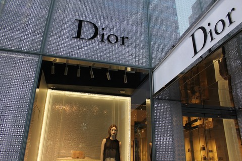 dior-g6b2727257_1920