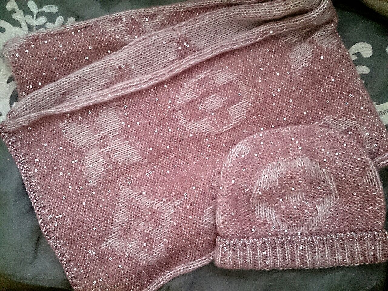 ルイヴィトン エシャルプ モノグラム グリッター スパンコール