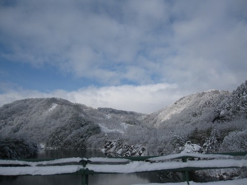 信州 長野県 生坂村 雪