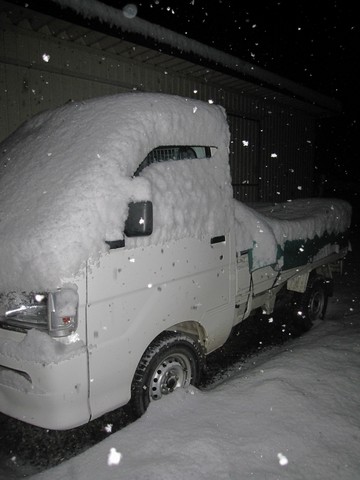 信州 長野県 生坂村 軽トラ 雪