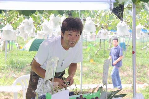 信州 長野県 生坂村 巨峰狩り ぶどう狩り 季来里ふぁーむすずき
