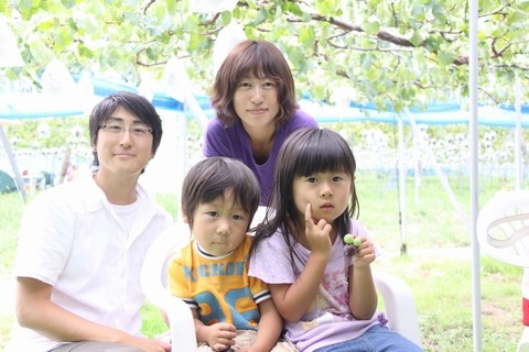 信州 長野県 生坂村 ぶどう狩り 巨峰狩り 季来里ふぁーむすずき