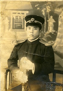 制服姿
