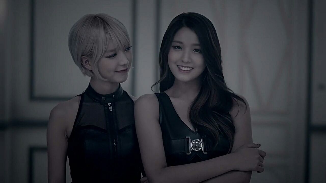 AOA「사뿐사뿐(Like A Cat)」MV公開！ : SaRaaaNN