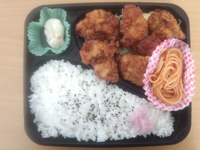 デイリーヤマザキ ボリュームから揚げ弁当 360日目 名古屋の唐揚げブログ