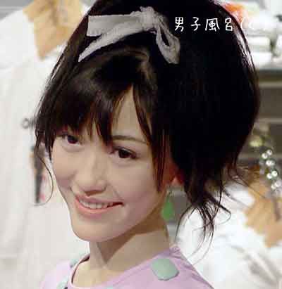 130327-watanabe-mayu-madame-tussauds-tokyo03