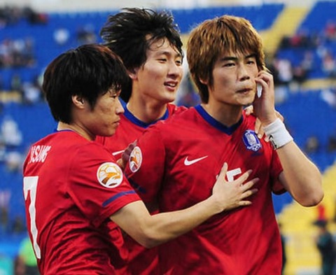 アスリートとしてやってはいけない差別パフォーマンスした韓国人