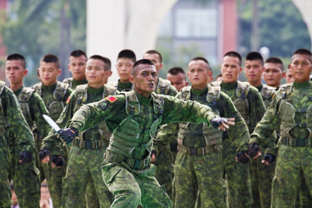 台湾軍によるアイアンマン化計画。兵士の身体能力を高めるパワードスーツを発表