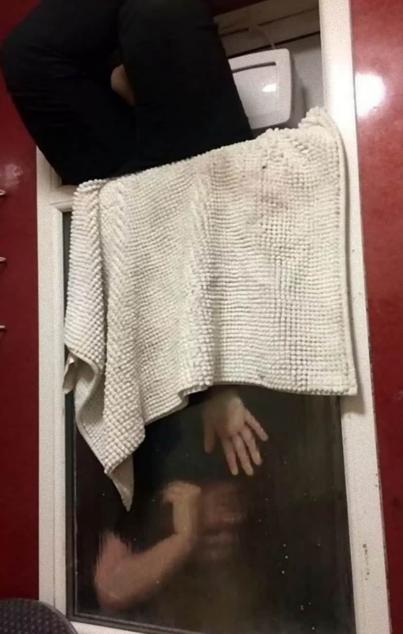 toilet1_e