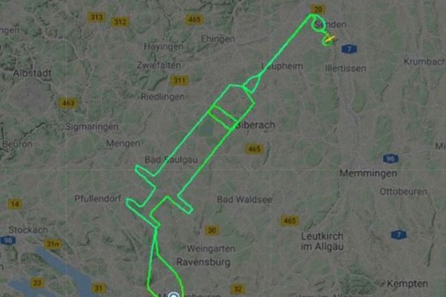 飛行機の航路で注射器を描いたドイツのパイロット