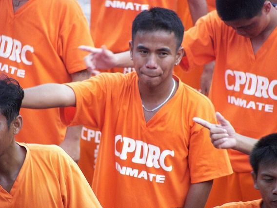 Philippine Prison Prisoners Dance Dancing 2