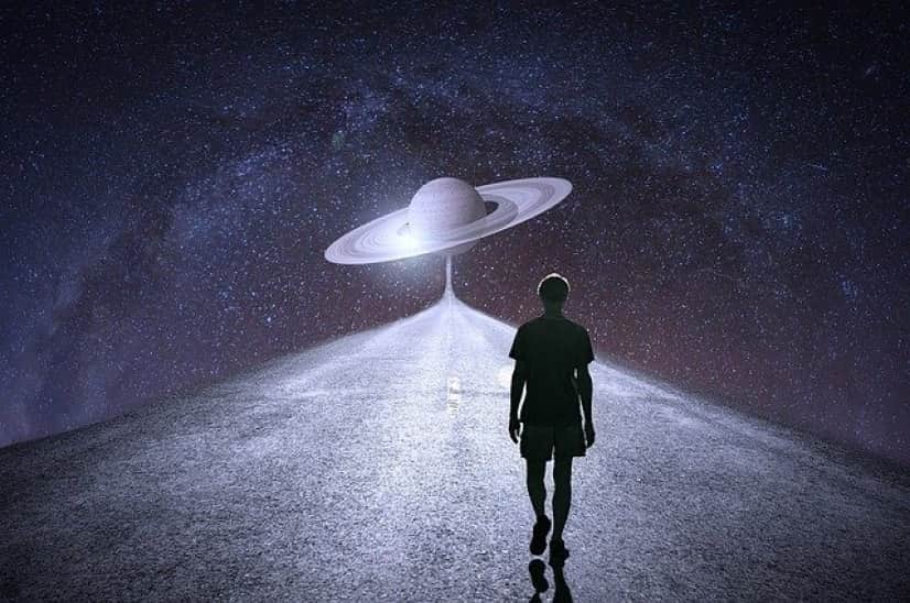 planets-4774616_640