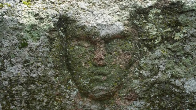 ガザフスタンで謎の人面彫刻が発見される。中央アジアの文明の歴史に新たな知見が得られるか