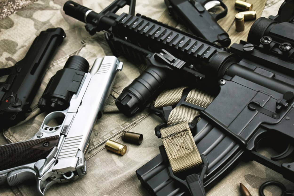 コロナワクチン接種で銃が当たる宝くじを実施するウェスト・バージニア州