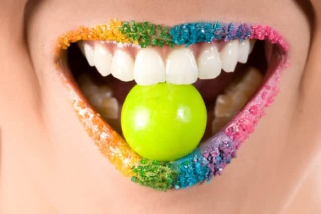 チューインガムを食べると消化するのに7年かかる は本当なのか カラパイア