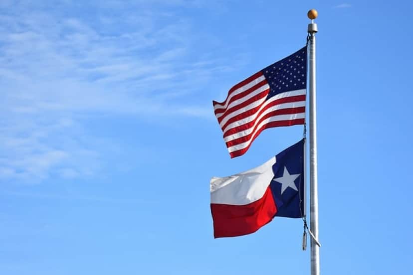 flags-6846318_640