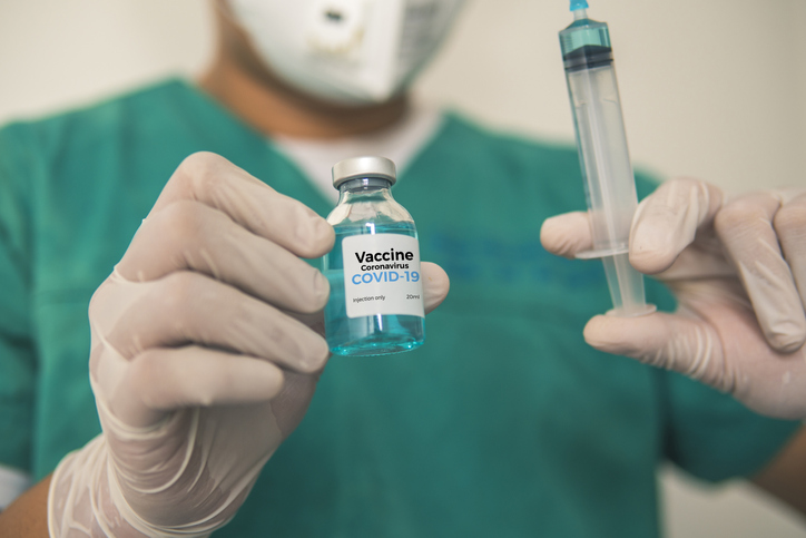 ボランティアを新型コロナウイルスに感染させワクチンの効果を確認、イギリスでヒト感染試験が実施予定