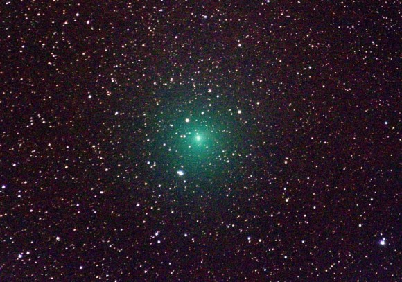 緑色に輝く彗星 リニア彗星 252p を観測するチャンス到来 3月29日は火星と土星と一直線に並ぶぞ カラパイア 緑色に輝く彗星 リニア彗星 252p を観測するチャンス到来 3月29日は火星と土星と一直線に並ぶぞ カラパイア