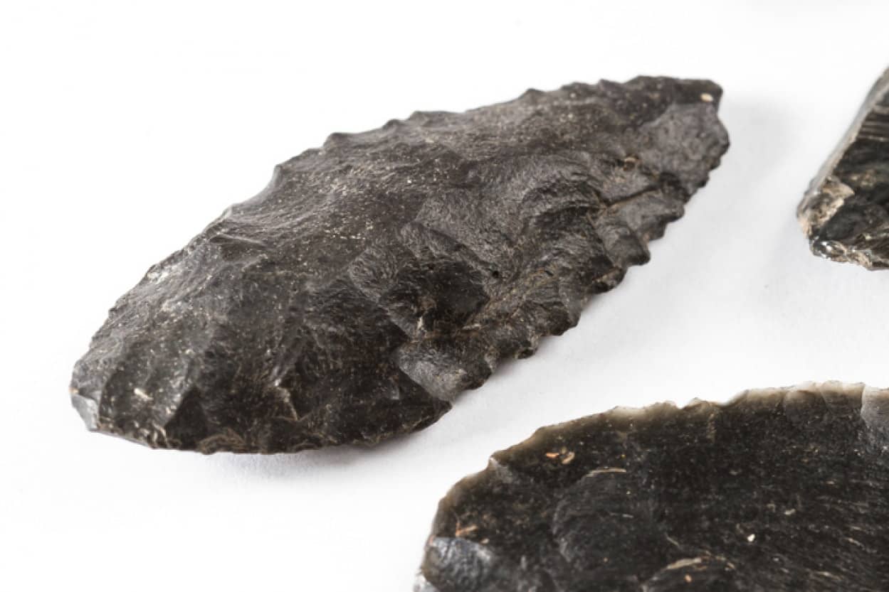 120万年前の黒曜石の道具を発見