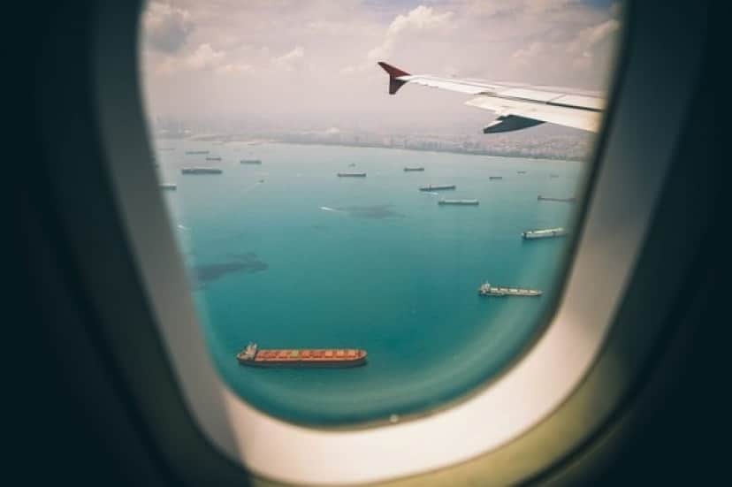 window-2600716_640_e