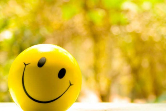 幸せを感じられるように 自分を認め前向きな考え方をするための5つのトレーニング カラパイア