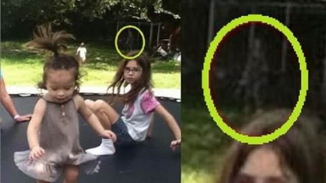 不穏すぎて異口同音 子どもの遊び場で撮影された恐ろしい写真 カラパイア 不穏すぎて異口同音 子どもの遊び場で撮影された恐ろしい写真 カラパイア