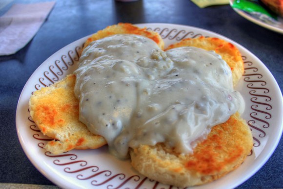 biscuits-and-gravy_e