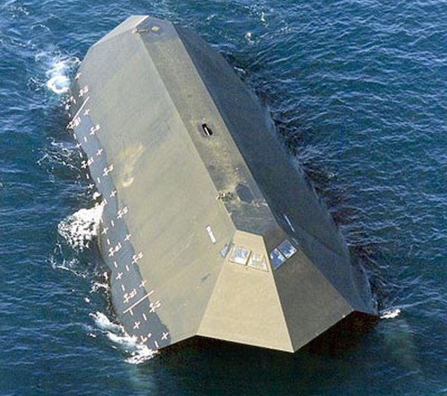 ステルス技術研究の為の実験艦 シー シャドウ Ix 529 カラパイア